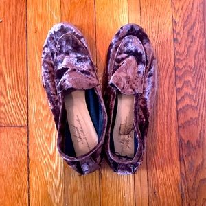 Brown/burgundy velvet Italian loafers